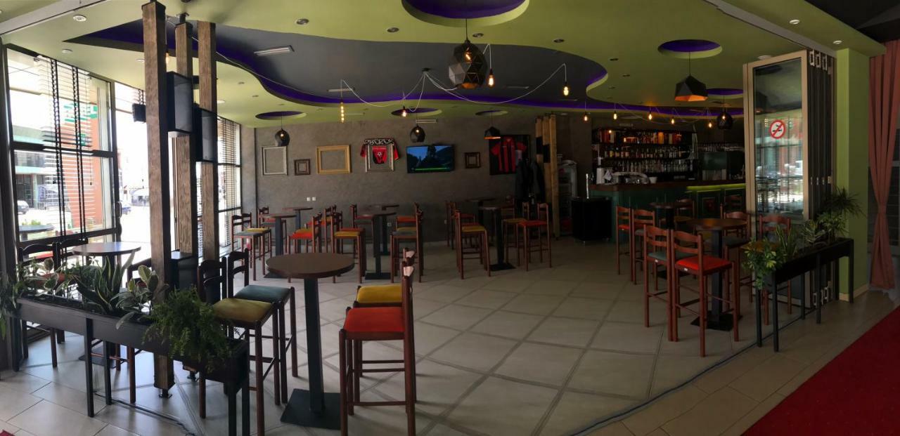 Apollonia Hotel Gjakova Kültér fotó